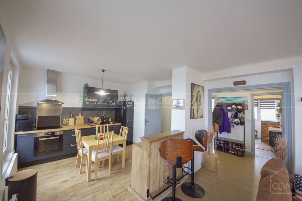 APPARTEMENT 75M² - 2 CHAMBRES - ASCENSEUR - RARE SUR LE MARCHE - VUE MER GRANDE PIECE DE VIE - AUCUNS TRAVAUX - GARAGE