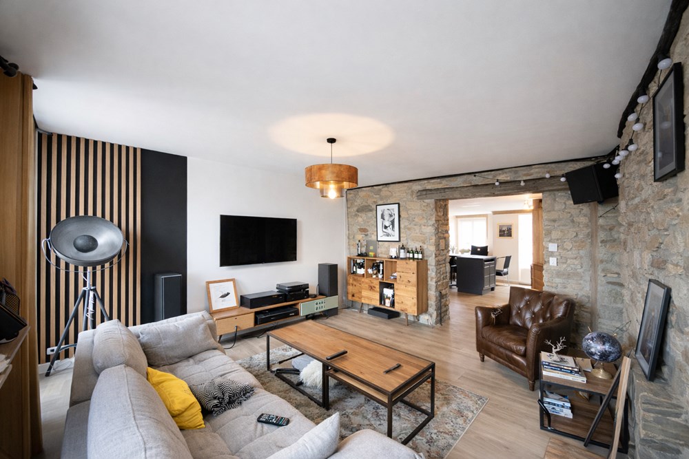 APPARTEMENT 90M² - DEUX GRANDES CHAMBRES DE 18M² - CALME - DERNIER ETAGE - GRANDE PIECE DE VIE - RARE