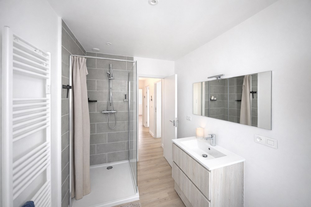 APPARTEMENT 90M² - DEUX GRANDES CHAMBRES DE 18M² - CALME - DERNIER ETAGE - GRANDE PIECE DE VIE - RARE photo 5