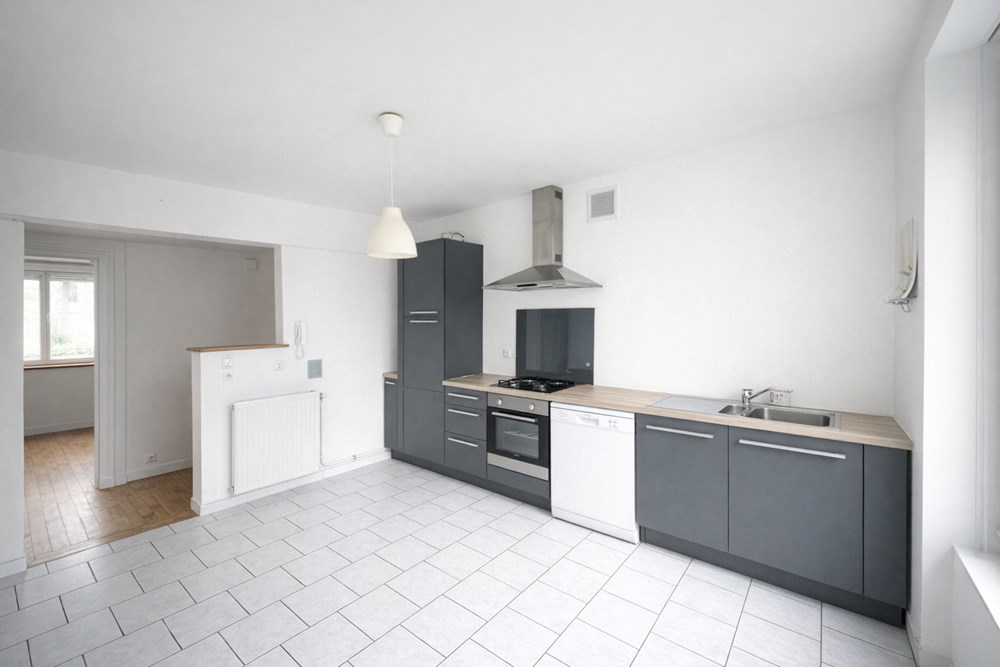 APPARTEMENT T3 - RECOUVRANCE - NON LOIN DE LA PISCINE - PROCHE PLATEAU DES CAPUCINS