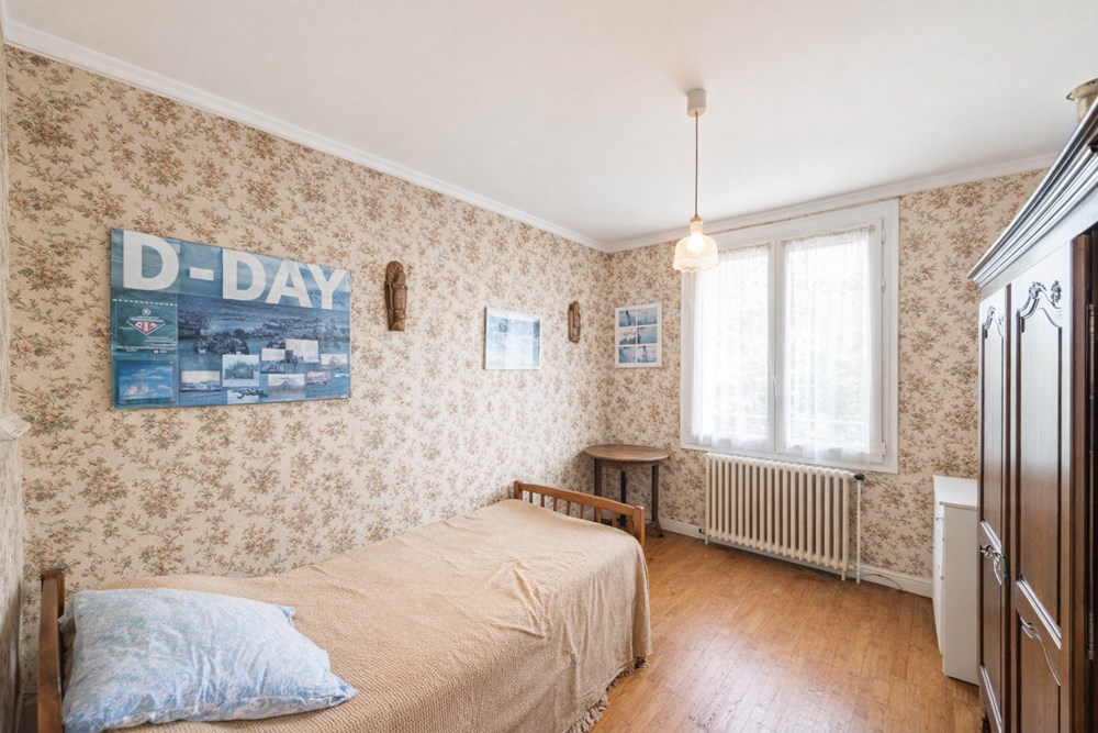 MAISON - 4 CHAMBRES - SOUS-SOL COMPLET - EXPOSITION SUD - PROCHE TOUTES COMMODITES A PIED - POSSIBILITE DE LOCAL COMMERCIAL photo 4