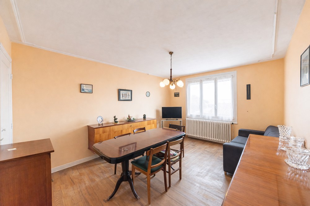 MAISON - 4 CHAMBRES - SOUS-SOL COMPLET - EXPOSITION SUD - PROCHE TOUTES COMMODITES A PIED - POSSIBILITE DE LOCAL COMMERCIAL photo 2