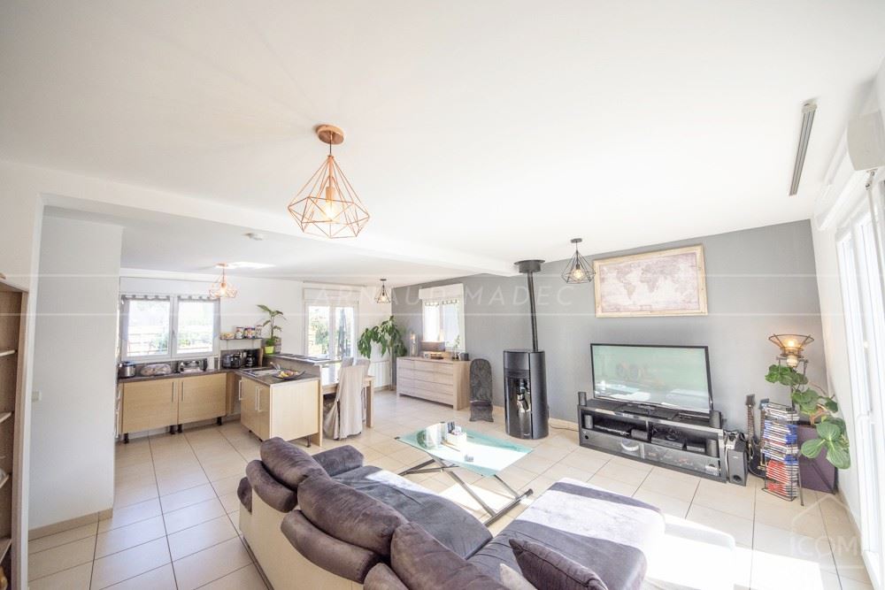 MAISON CONTEMPORAINE 2012 - T5 DE +100M² - PIECE DE VIE 40 M² - 4 CHAMBRES - EXPO SUD - TERRAIN CLOS - RARE