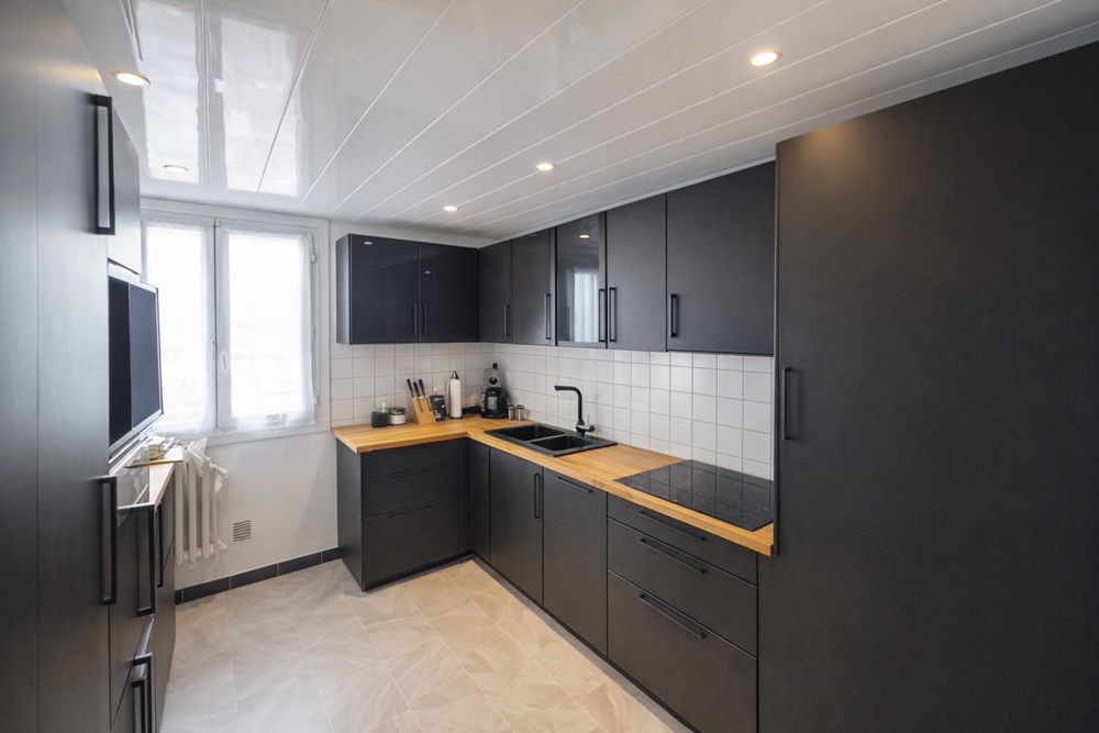 BELLEVUE - APPARTEMENT 77 M² - GRANDE PIECE DE VIE - 3 CHAMBRES POSSIBLE - PARKING FACILE - ASCENSEUR - photo 2