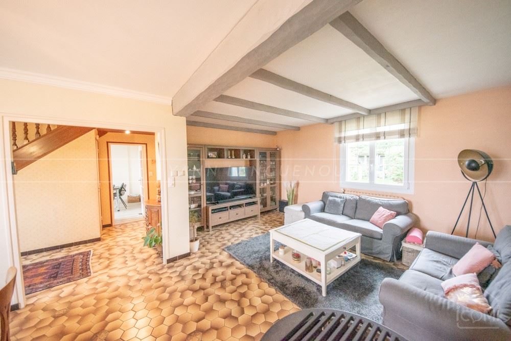 MAISON 106M² - 4 CHAMBRES - TERRAIN 1000M² - GRANDE PIECE DE VIE - SOUS-SOL COMPLET- DPE C - BOURG photo 2