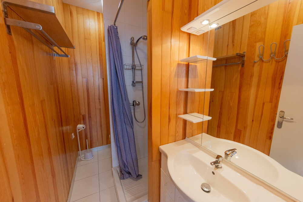 APPARTEMENT T1 BIS 33M² REZ DE CHAUSSEE - 1 CHAMBRE - RENDEMENT LOCATIF INTERESSANT - DALLE BETON - CAVE photo 5