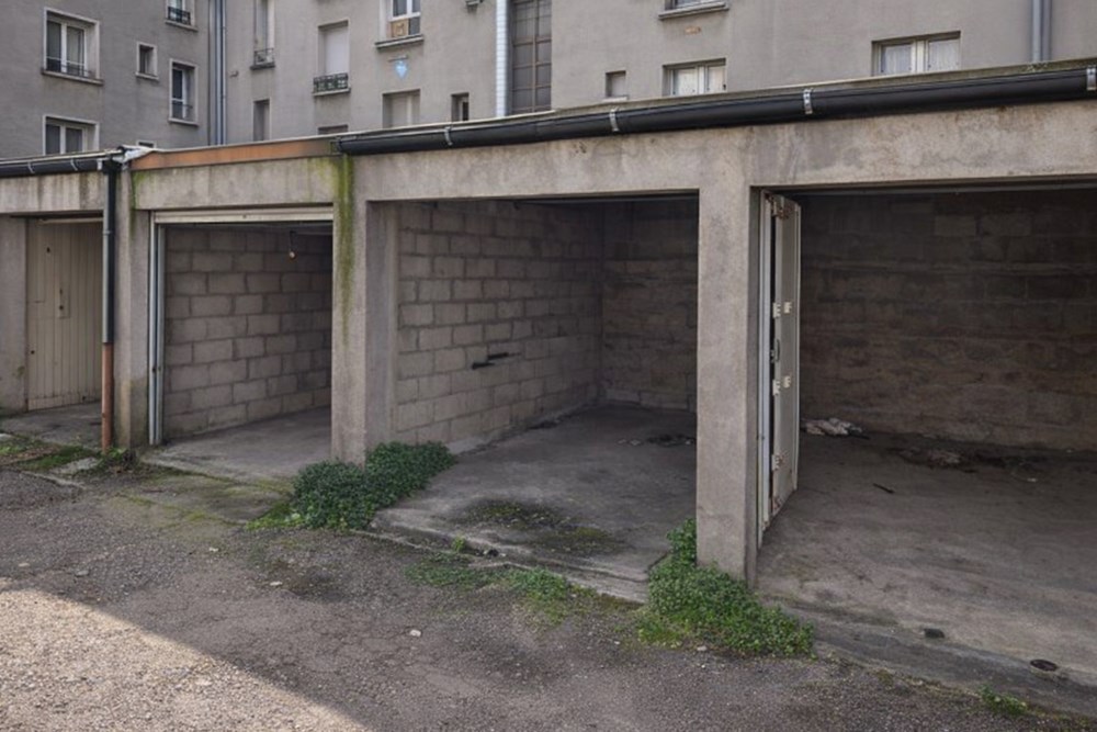 GARAGE - SIAM TRIANGLE D'OR - RARE - ZONE STATIONNEMENT ORANGE - PROCHE COMMERCES photo 2