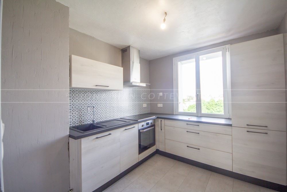 APPARTEMENT - T3 - DPE D - LUMINEUX - CALME - RARE SUR LE MARCHE - DALLE BETON - IDEALEMENT SITUE - photo 3