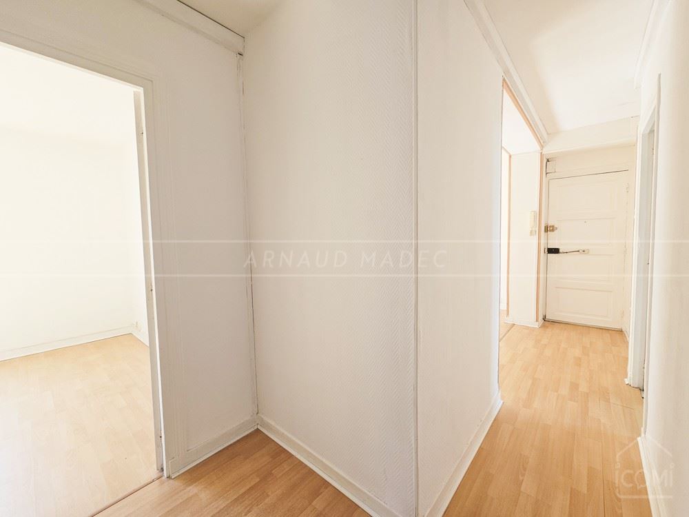 APPARTEMENT T3 DE 66 M² - LUMINEUX - 2 BELLES CHAMBRES - VUE JARDIN - CALME - SANS VIS A VIS - SECTEUR RECHERCHE photo 4