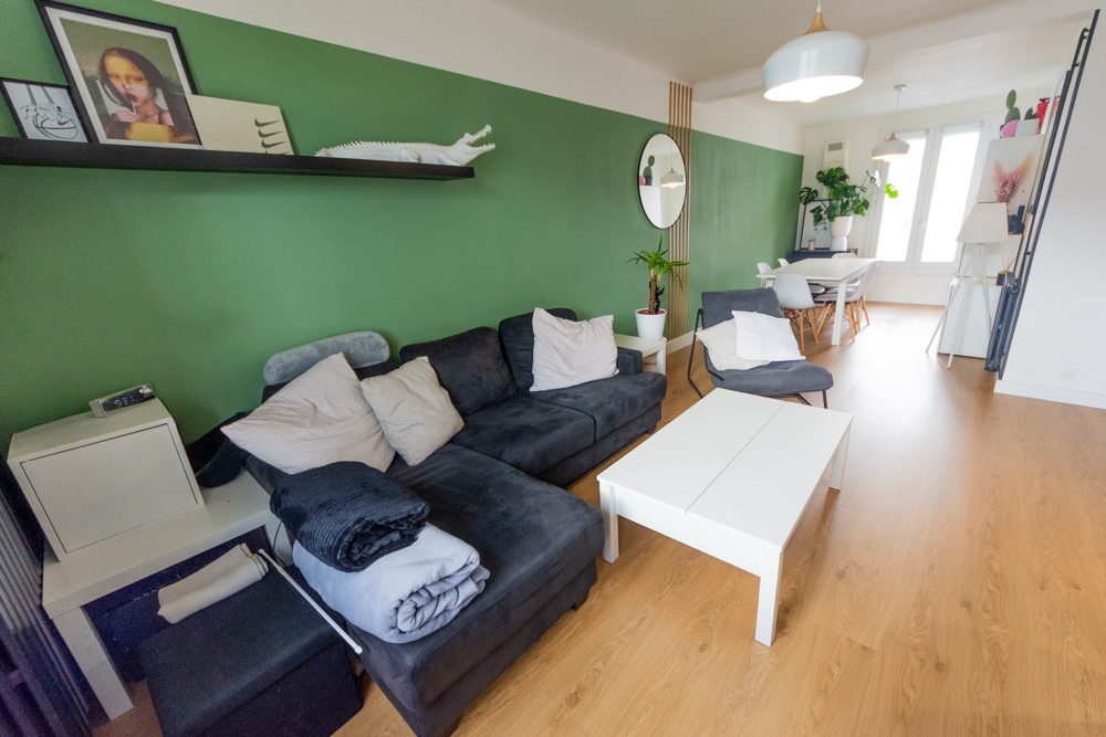 APPARTEMENT T3 63M² - 2 CHAMBRES - ENTIEREMENT RENOVE - BELLES PRESTATIONS - DALLE BETON - CAVE photo 4