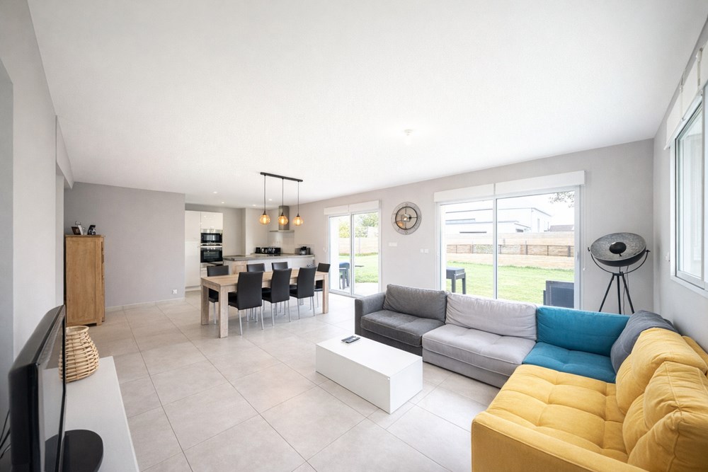BELLE MAISON RECENTE DE 2017 - 5 CHAMBRES DONT 1 EN RDC - DPE A - GARAGE - JARDIN - COUP DE COEUR photo 2