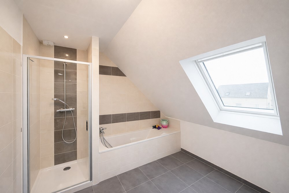 BELLE MAISON RECENTE DE 2017 - 5 CHAMBRES DONT 1 EN RDC - DPE A - GARAGE - JARDIN - COUP DE COEUR photo 5