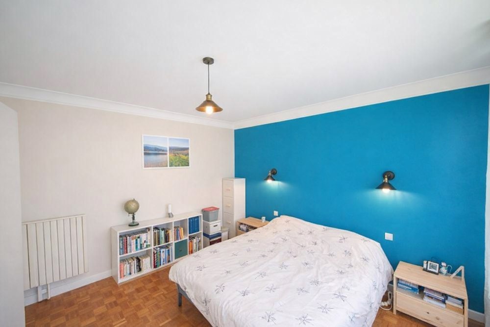 MAISON T6 RENOVEE SUR JARDIN DE +300 M² - 5 BELLES CHAMBRES - SALON SEJOUR DOUBLE - EXCELLENT DPE C - RARE - CALME- photo 5