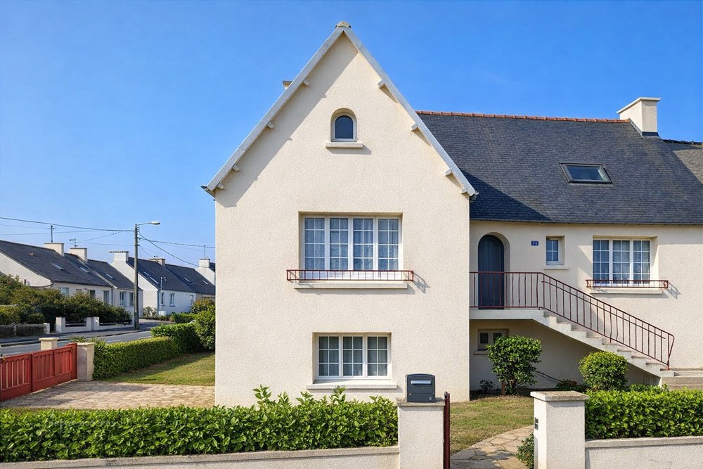 MAISON T6 RENOVEE SUR JARDIN DE +300 M² - 5 BELLES CHAMBRES - SALON SEJOUR DOUBLE - EXCELLENT DPE C - RARE - CALME-