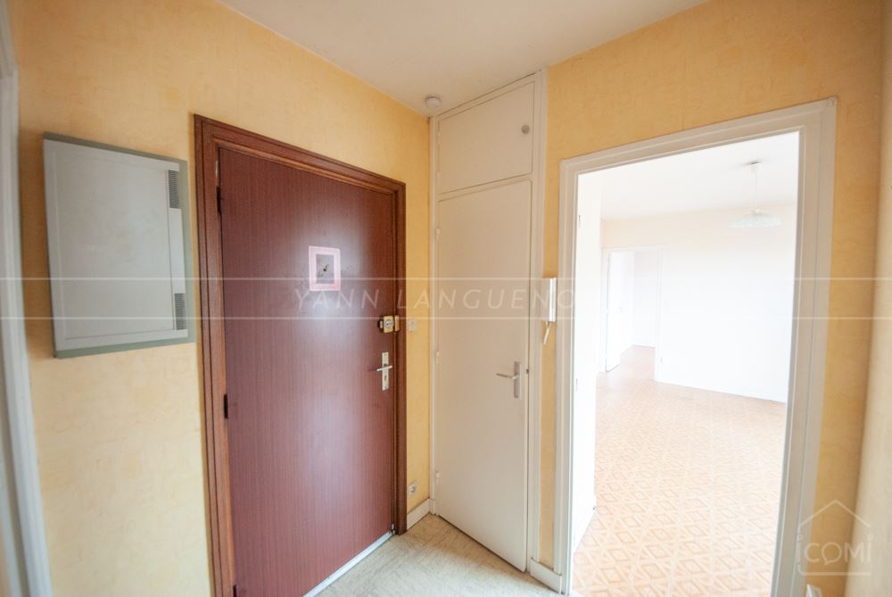 APPARTEMENT T2 DE 39 M² - 1 CHAMBRE - GRAND BALCON - ASCENSEUR - 1 PLACE DE PARKING PRIVATIVE - VUE MER photo 3