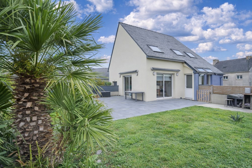 MAISON DE 2004 INDIVIDUELLE T7 195M² - 5 CHAMBRES - SOUS-SOL INTEGRAL - EXCELLENT DPE SUR TERRAIN DE 765M² photo 3