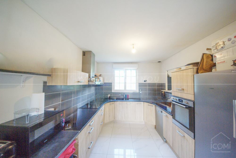 MAISON 150M² - 4 CHAMBRES/5 POSSIBLES - TERRAIN 900M² - CENTRE VILLE - EN IMPASSE - VIE DE PLAIN PIED POSSIBLE - NEO BRETONNE photo 4