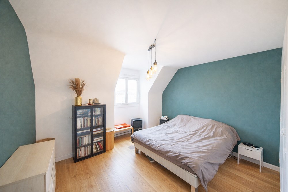 MAISON 150M² - 4 CHAMBRES/5 POSSIBLES - TERRAIN 900M² - CENTRE VILLE - EN IMPASSE - VIE DE PLAIN PIED POSSIBLE - NEO BRETONNE photo 4