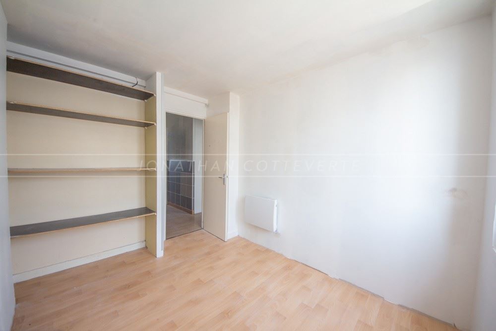 APPARTEMENT - 2 CHAMBRES - DPE D - GARAGE - LUMINEUX - IDEALEMENT SITUE - RARE SUR LE MARCHE photo 3