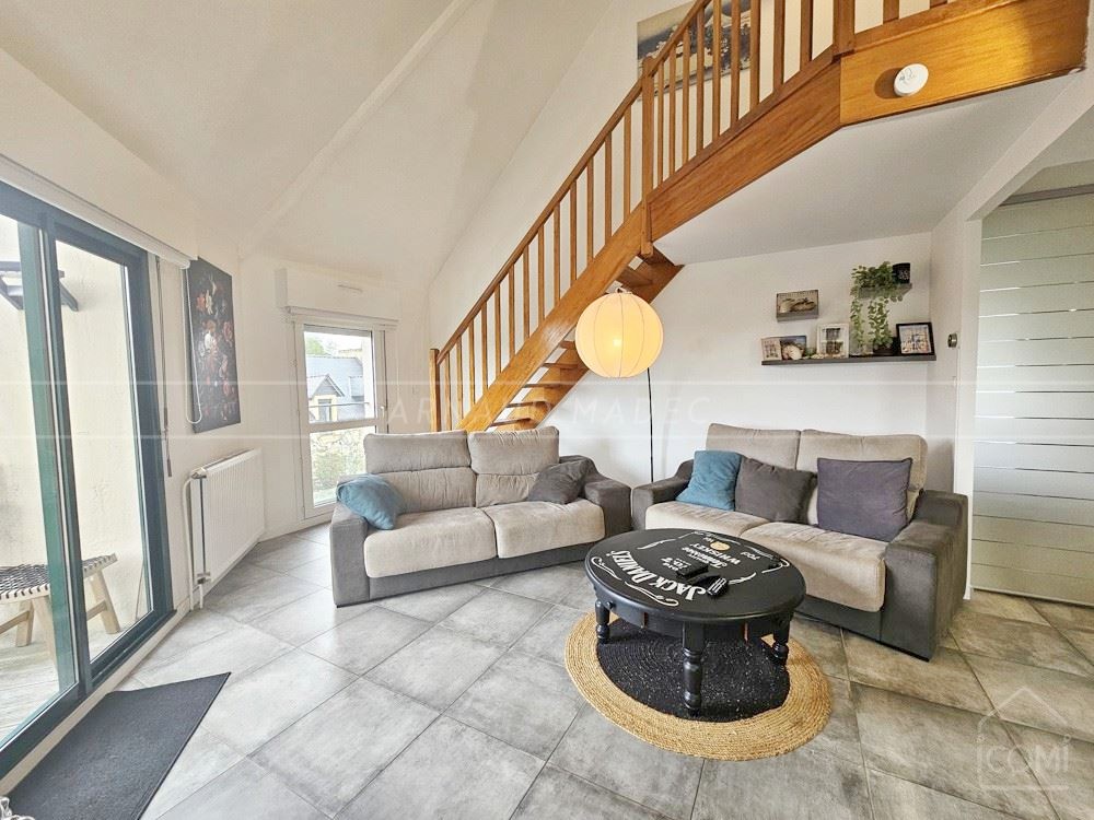APPARTEMENT DUPLEX T4 - SUPERBE PIECE DE VIE - 3 CHAMBRES - DERNIER ETAGE - ASCENSEUR - PARKING - COUP DE COEUR ASSURE - RARE photo 3
