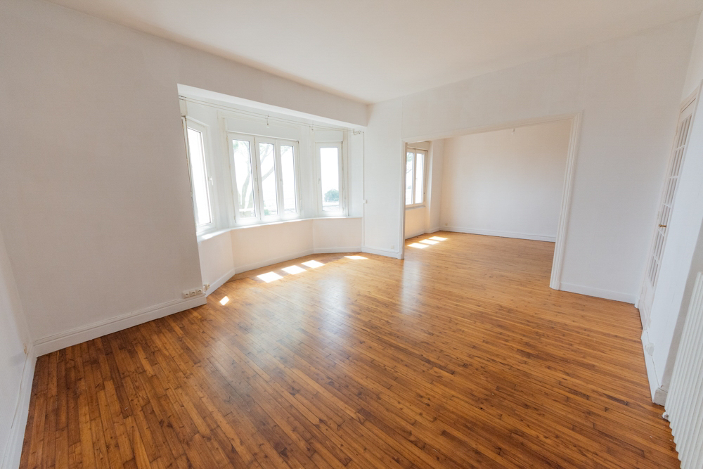 APPARTEMENT T4 90M² - 2 CHAMBRES (POSSIBLE 3) - DALLE BETON - ASCENSEUR - VUE MER photo 2