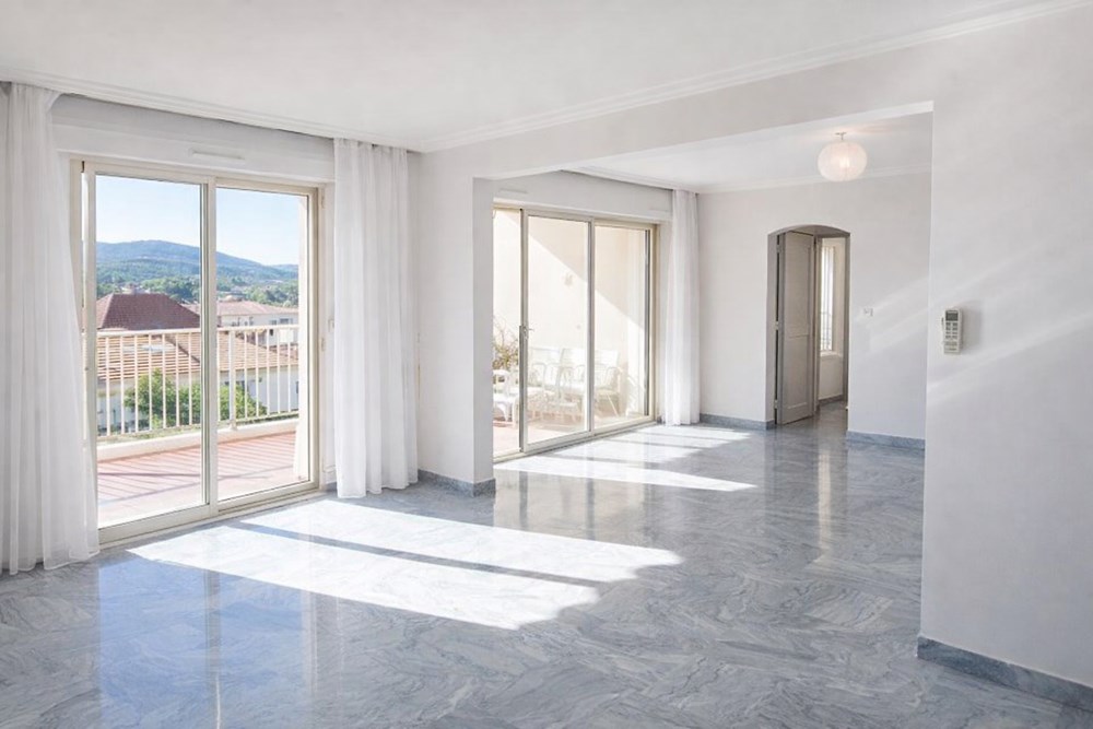 APPARTEMENT T5 TRAVERSANT - RESIDENCE STANDING - TERRASSE AVEC STORE BAN - ASCENSEUR - CAVE - CALME - VUE PANORAMIQUE - PARKING - RARE photo 4