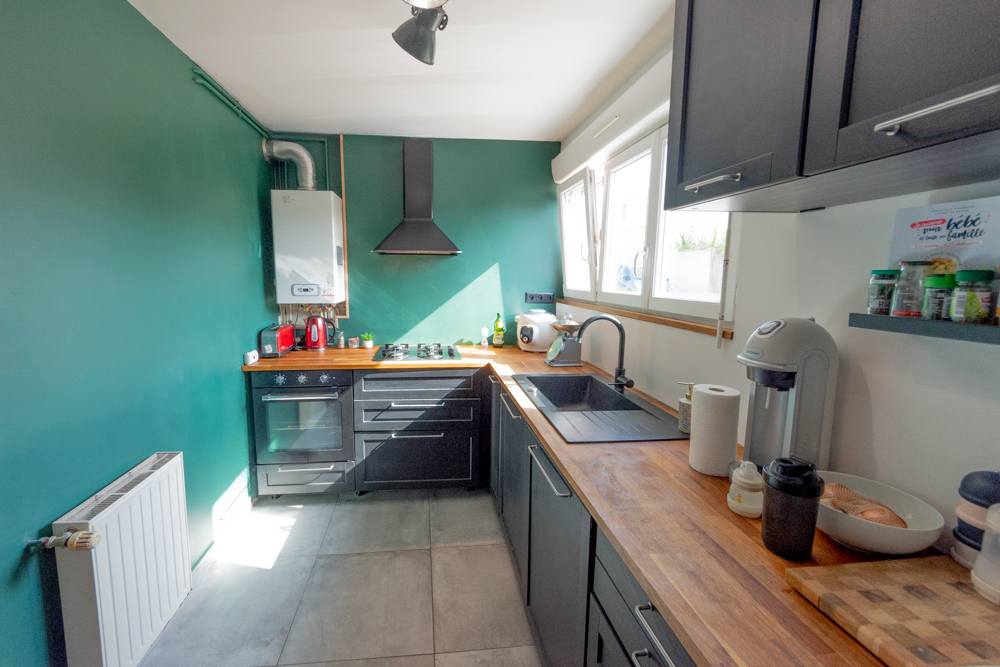 APPARTEMENT T3 62M² - 2 CHAMBRES - CAVE - DALLE BETON - BEAU POTENTIEL - CHAUDIERE GAZ RECENTE photo 2