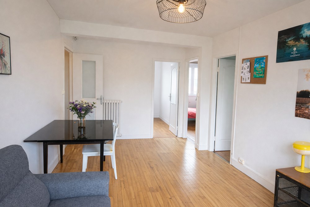 APPARTEMENT - T4 - BELLE EXPOSITION - LUMINEUX - PLACE DE PARKING PRIVATIVE AU PIED DE L'IMMEUBLE - GARAGE - COPROPRIETE BIEN ENTRETENUE photo 3