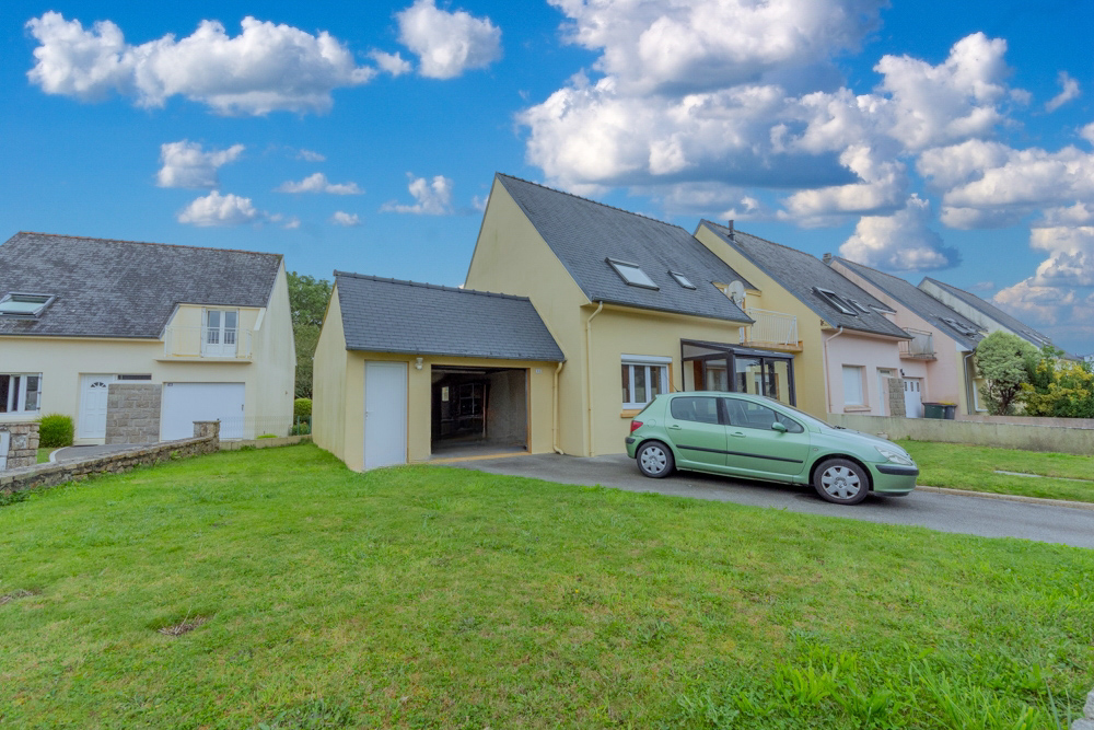 MAISON T7 115M² - 5 CHAMBRES - BEAU POTENTIEL - GRAND GARAGE SUR TERRAIN DE 450M²