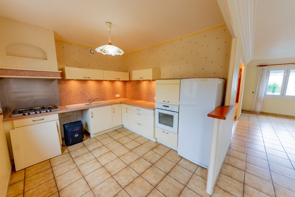 MAISON T7 115M² - 5 CHAMBRES - BEAU POTENTIEL - GRAND GARAGE SUR TERRAIN DE 450M² photo 4
