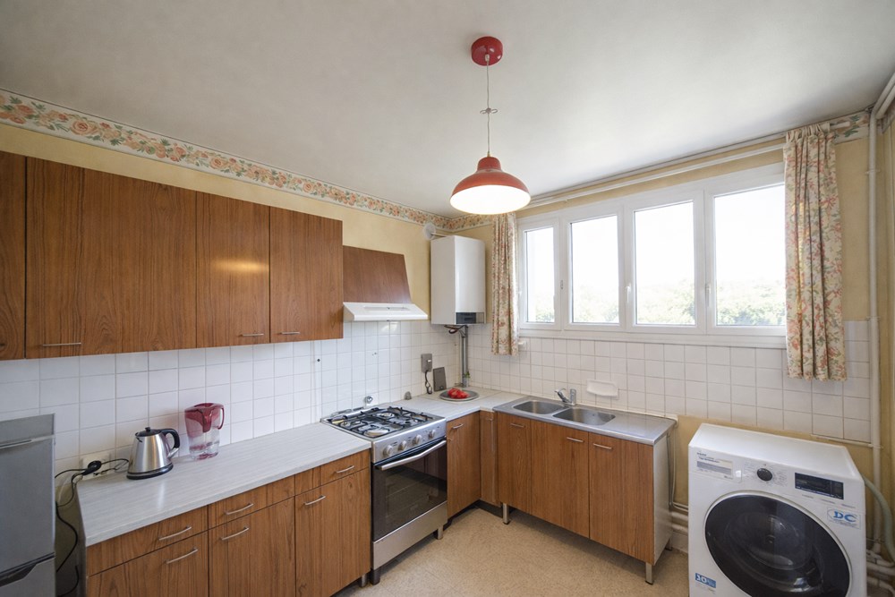 APPARTEMENT 80M² - VUE MER - DERNIER ETAGE - GARAGE (OPTION) - ESPACE VERT - PIECE DE VIE 30 M² - 2 CH - DPE C - CALME ABSOLU - RARE photo 3