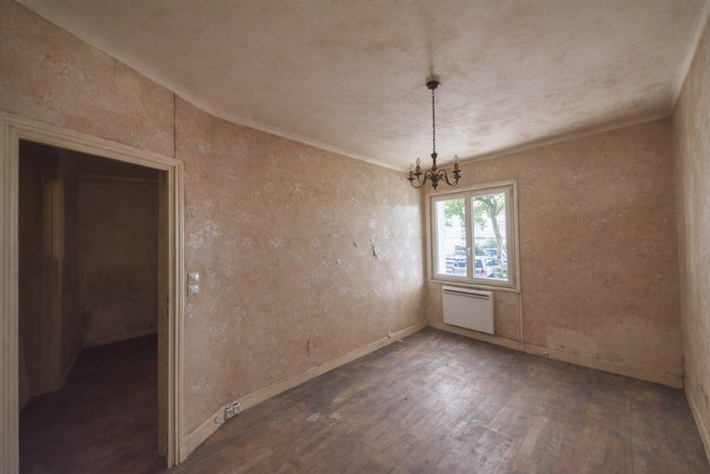 APPARTEMENT T2 DE 48 M² - COURS DAJOT - IDEAL CELIBATAIRE - COUPLE - INVESTISSEURS - PROFESSIONS LIBERALES - RARE - EMPLACEMENT #1 photo 4