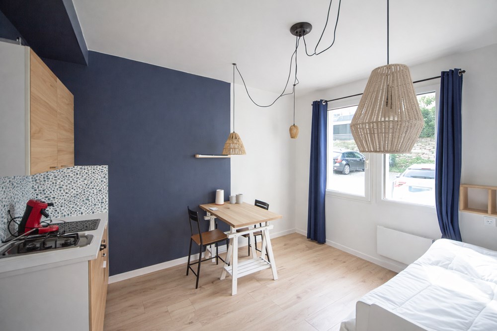 APPARTEMENT STUDIO- 18M² - PLACE DE PARKING PRIVEE - FAIBLES CHARGES - DALLE BETON - AUCUNS TRAVAUX