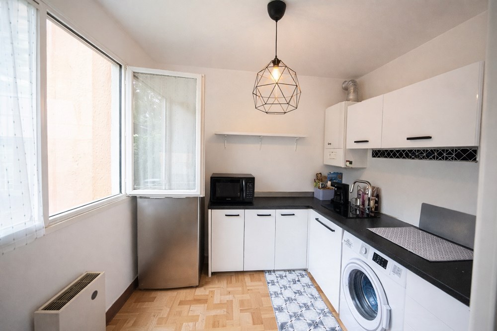 APPARTEMENT - T2 - PREMIER ETAGE - BALCON - DALLE BETON - QUARTIER CALME - PLACE DE PARKING PRIVE - EXPOSITION SUD photo 4