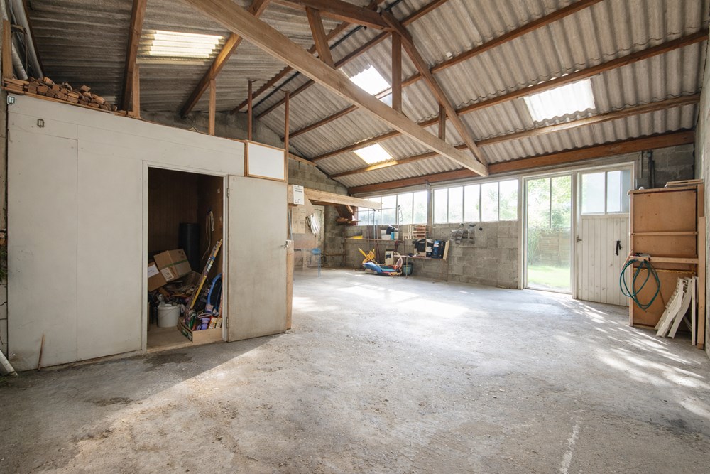 MAISON 85 M² - 2 CHAMBRES - PLAIN PIED - GRAND JARDIN - HANGAR DE 90M² - GARAGE - GRANDE PIECE DE VIE photo 5
