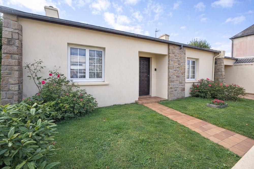 MAISON 85 M² - 2 CHAMBRES - PLAIN PIED - GRAND JARDIN - HANGAR DE 90M² - GARAGE - GRANDE PIECE DE VIE photo 2