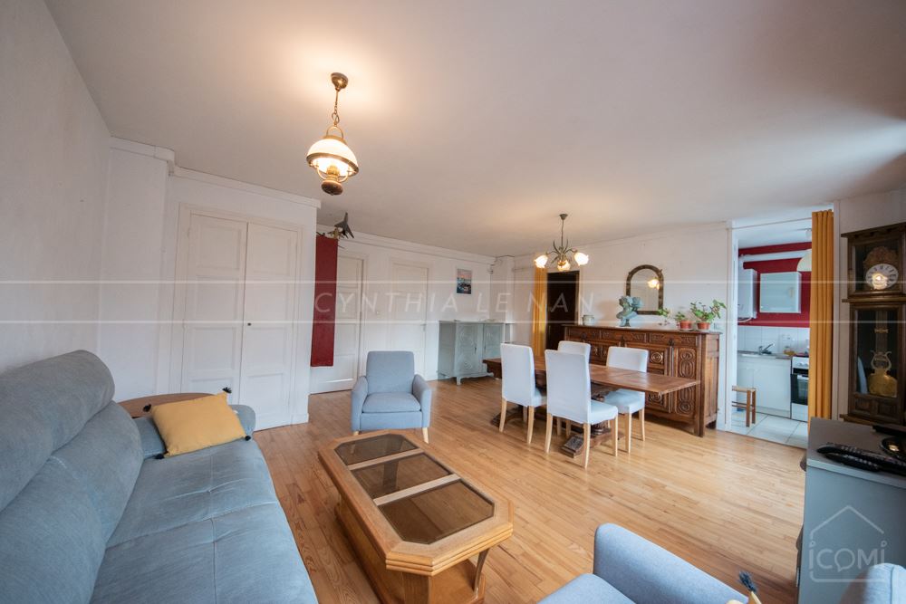 SECTEUR JAURES - APPARTEMENT DE 58 M² - 2 CHAMBRES - AU CALME - 2EME ETAGE - STATIONNEMENT GARAGE POSSIBLE