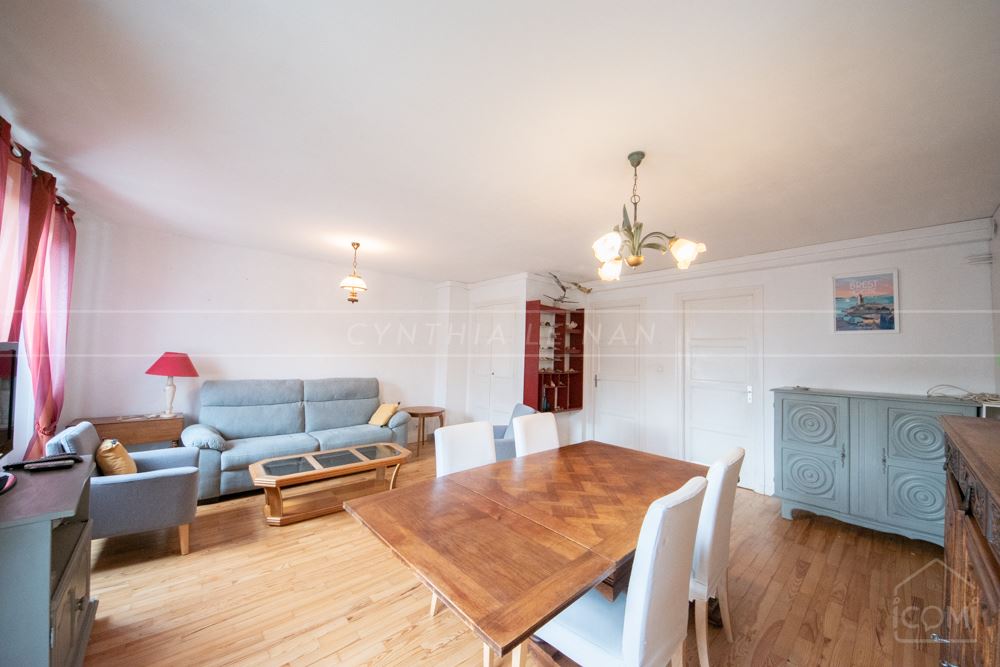 SECTEUR JAURES - APPARTEMENT DE 58 M² - 2 CHAMBRES - AU CALME - 2EME ETAGE - STATIONNEMENT GARAGE POSSIBLE photo 2