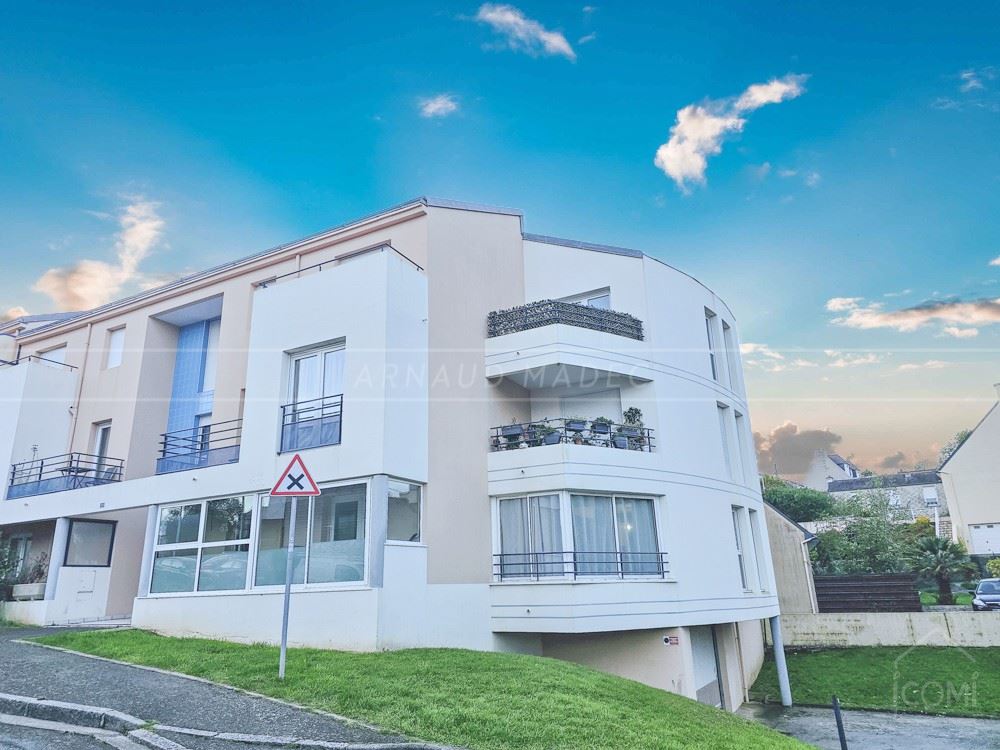 APPARTEMENT T3 - 2ND ET DERNIER ETAGE - TERRASSE - AUCUNS TRAVAUX - COUP DE COEUR - RARE photo 2