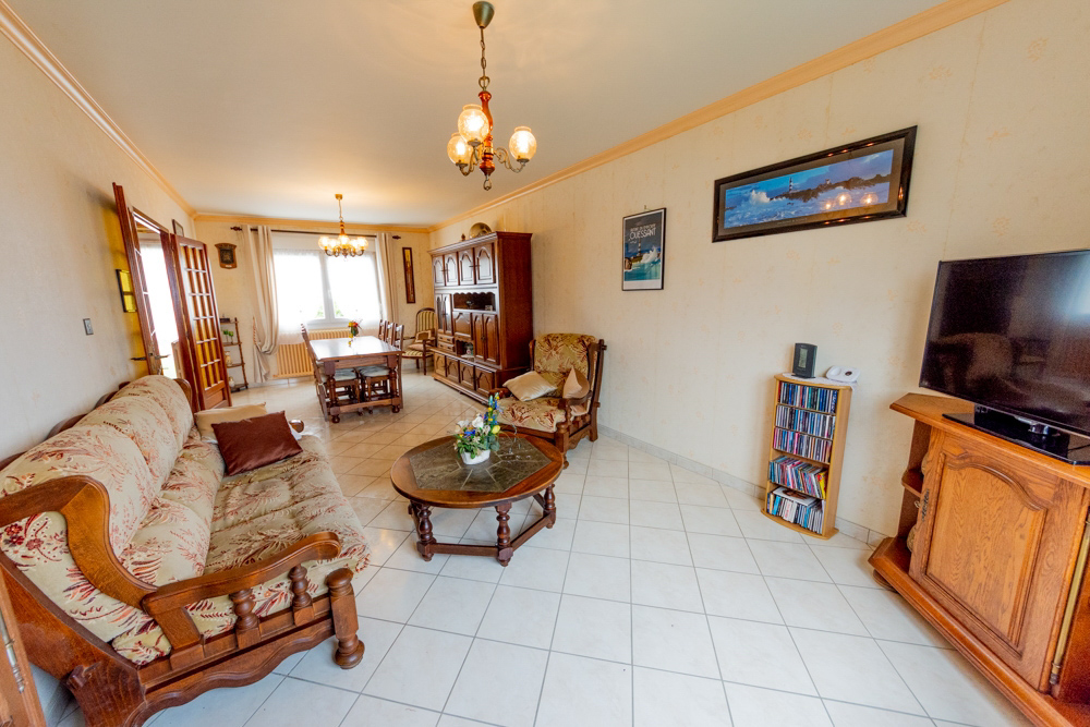 MAISON T5 102M² - 4 CHAMBRES - GARAGE - SOUS-SOL INTEGRAL SUR TERRAIN CLOS DE 330M² photo 2