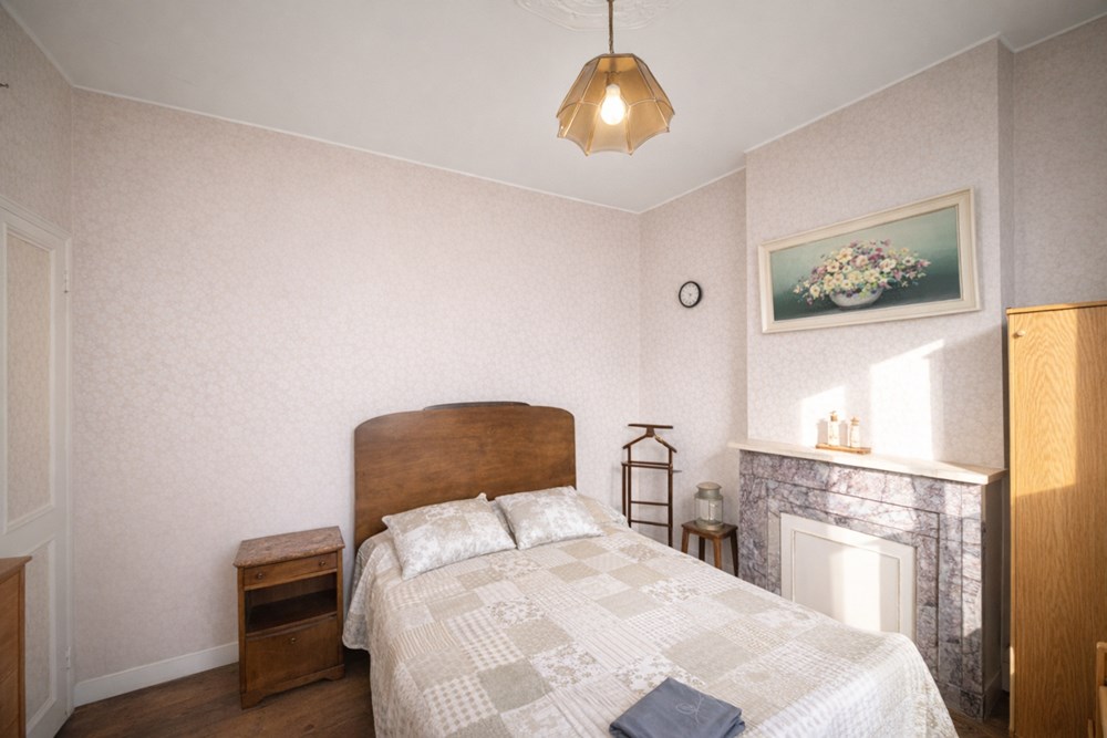 MAISON - SOUS-SOL COMPLET - JARDIN - COMBLES AMENAGEABLES - PROCHE COMMODITES - FORT POTENTIEL photo 3