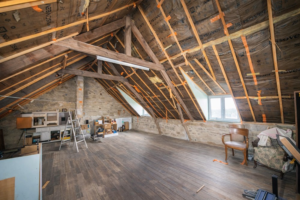 MAISON - SOUS-SOL COMPLET - JARDIN - COMBLES AMENAGEABLES - PROCHE COMMODITES - FORT POTENTIEL photo 4