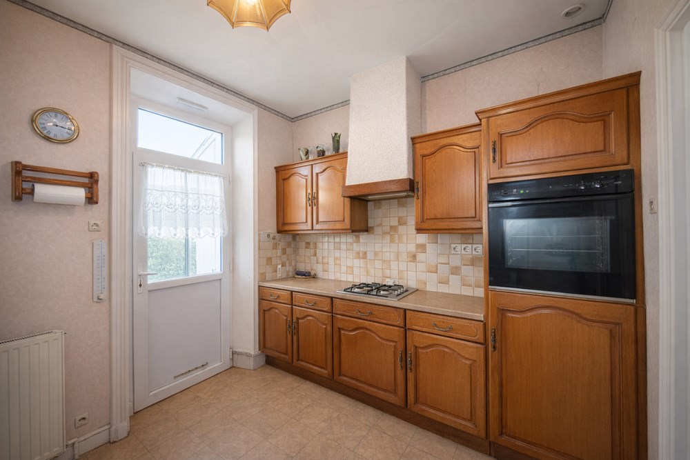 MAISON - SOUS-SOL COMPLET - JARDIN - COMBLES AMENAGEABLES - PROCHE COMMODITES - FORT POTENTIEL photo 2