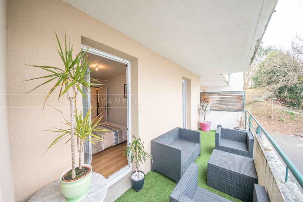 APPARTEMENT 62M²- DEUX CHAMBRES - 2 PLACES DE PARKING - BALCON 17M² - ASCENSEUR - CONSTRUCTION 2011 - DPE C - DALLE BETON photo 4