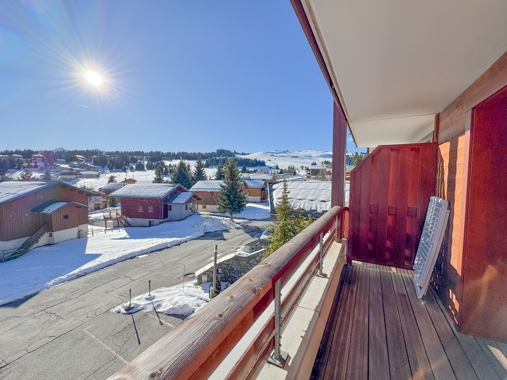 APPARTEMENT T1 30M² DANS UNE RESIDENCE MODERNE AVEC BALCON LOUE AVEC BAIL COMMERCIAL photo 5