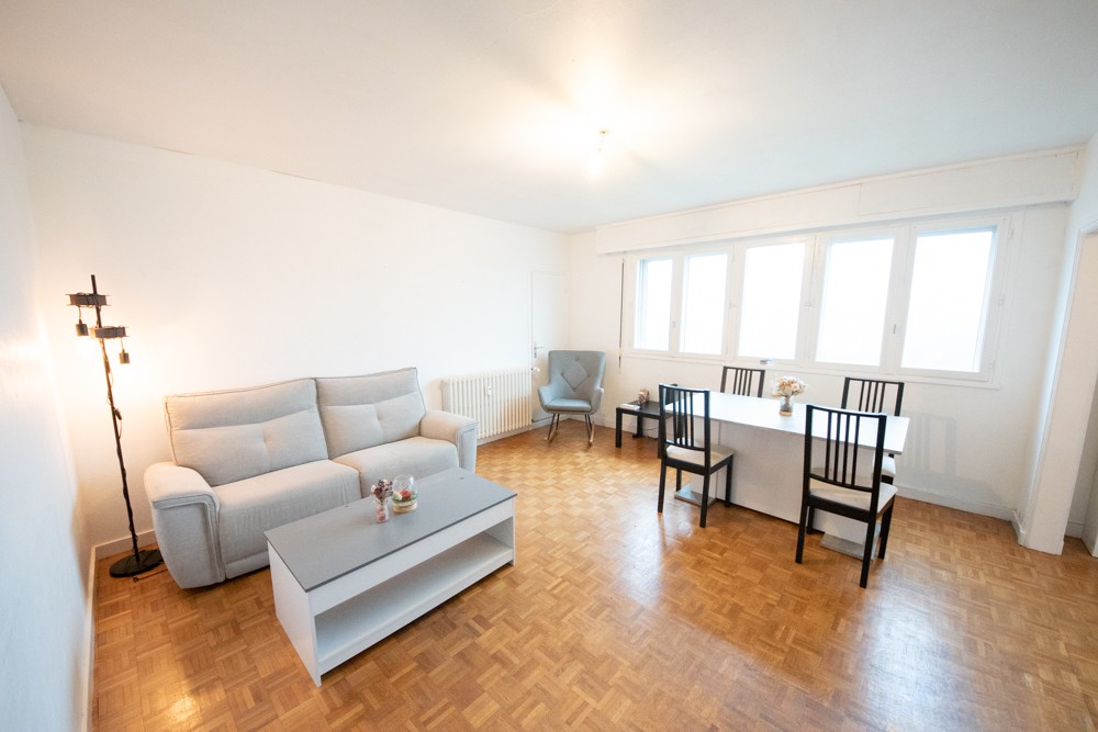 APPARTEMENT T4 - 80M2 - DERNIER ETAGE - ASCENSEUR - VUE PANORAMIQUE - PROXIMITE FAC-HOPITAL - RENTABILITE DE 6%