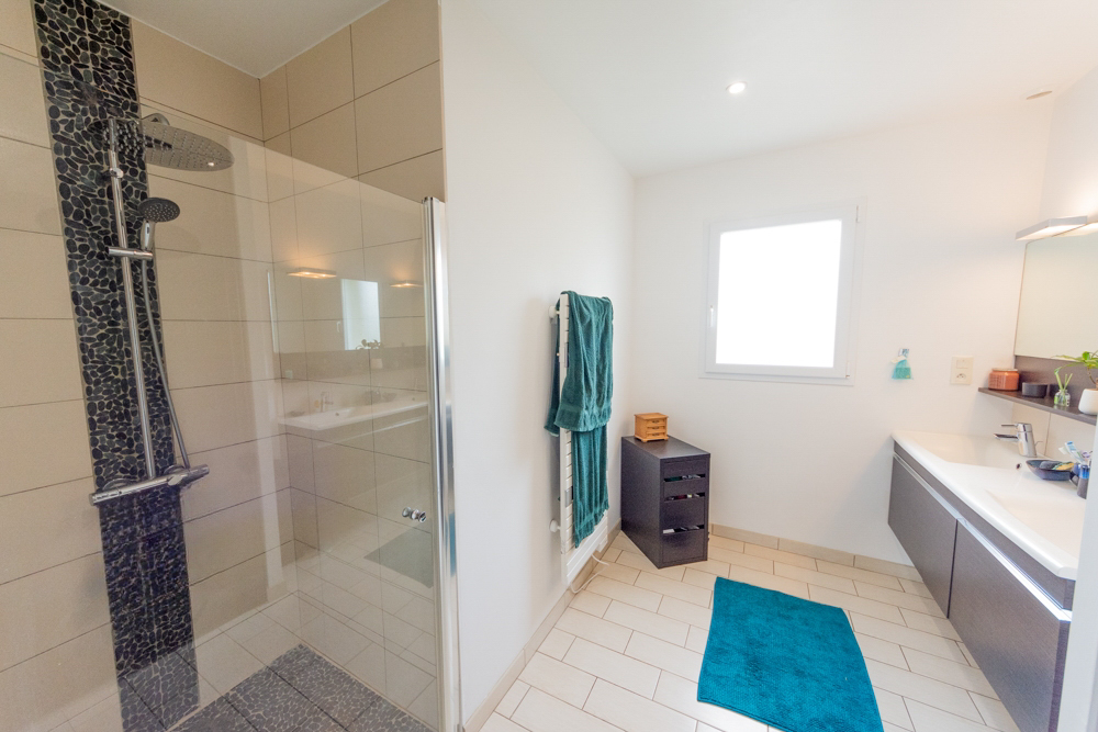 MAISON INDIVIDUELLE T6 125M² - 3 CHAMBRES - 1 BUREAU - SOUS-SOL INTEGRAL - SUR TERRAIN DE 600M² photo 5