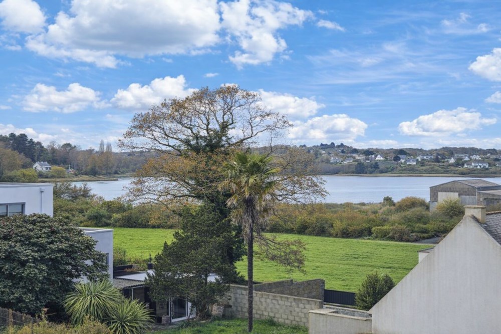 MAISON T6 DE CHARME - PIECE DE VIE TRIPLE 50M² - 4 BELLES CHAMBRES - TERRAIN CLOS DE 500M² - DPE D - RARE - COUP DE COEUR