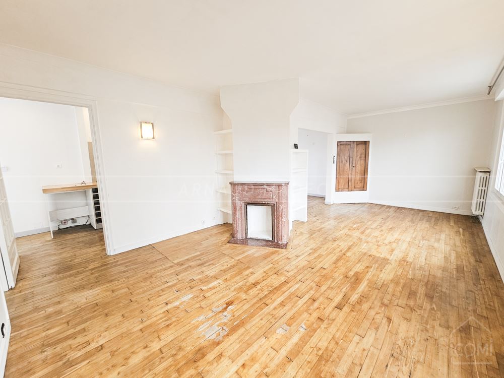 MAISON T6 DE CHARME - PIECE DE VIE TRIPLE 50M² - 4 BELLES CHAMBRES - TERRAIN CLOS DE 500M² - DPE D - RARE - COUP DE COEUR photo 4