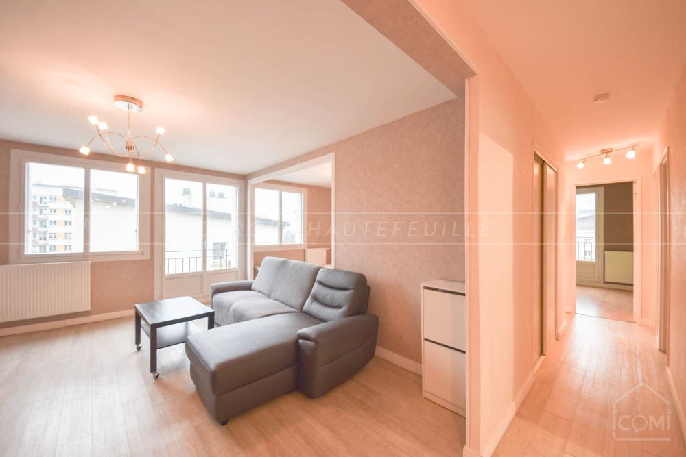 APPARTEMENT DE 85 M2 - 3 CHAMBRES - DERNIER ETAGE - DALLE BETON - FENETRES PVC - COMBLES ISOLES - CHAUFFAGE COLLECTIF - BALCON - CAVE photo 5